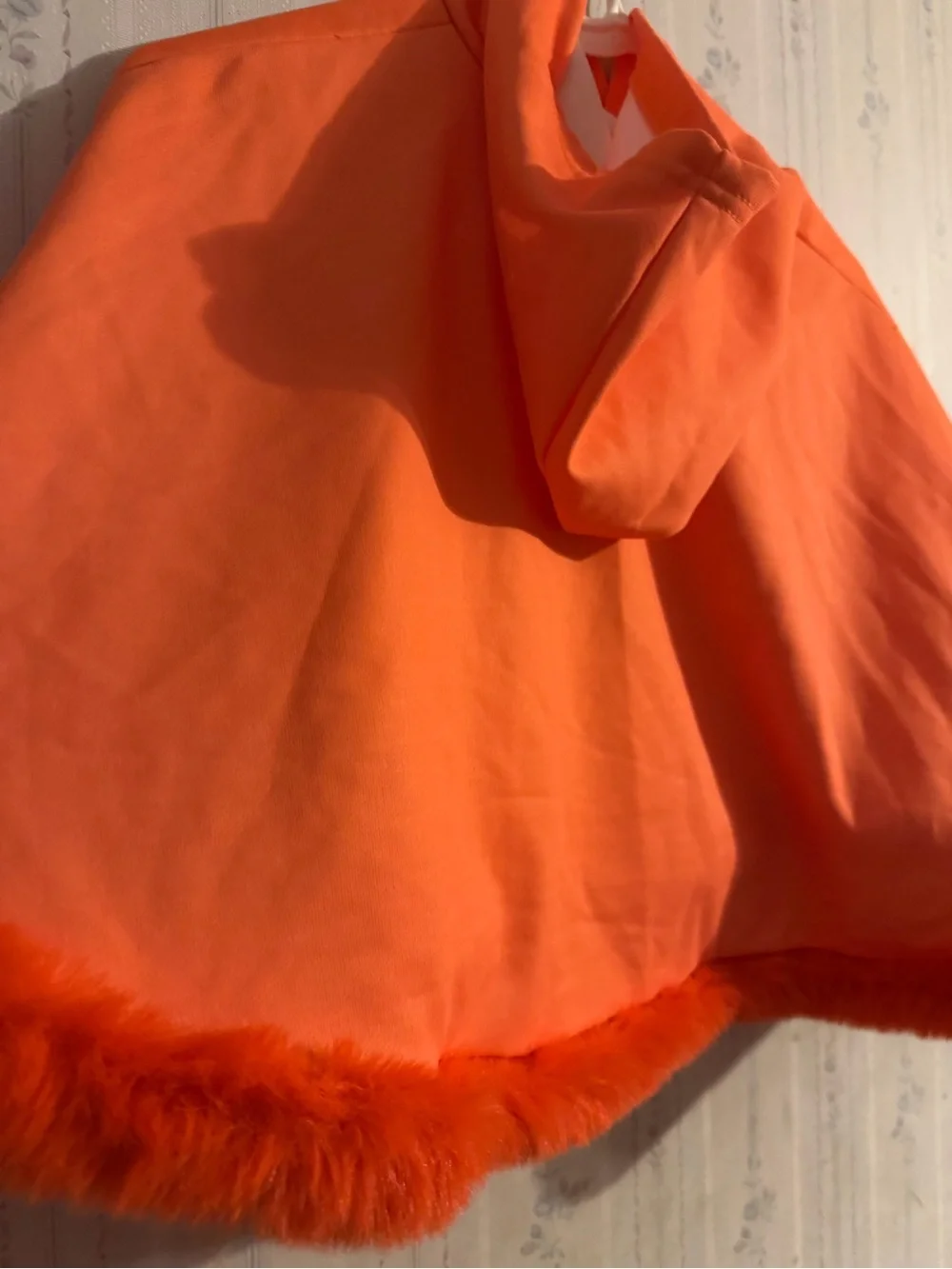 Pumpkin poncho for Halloween
